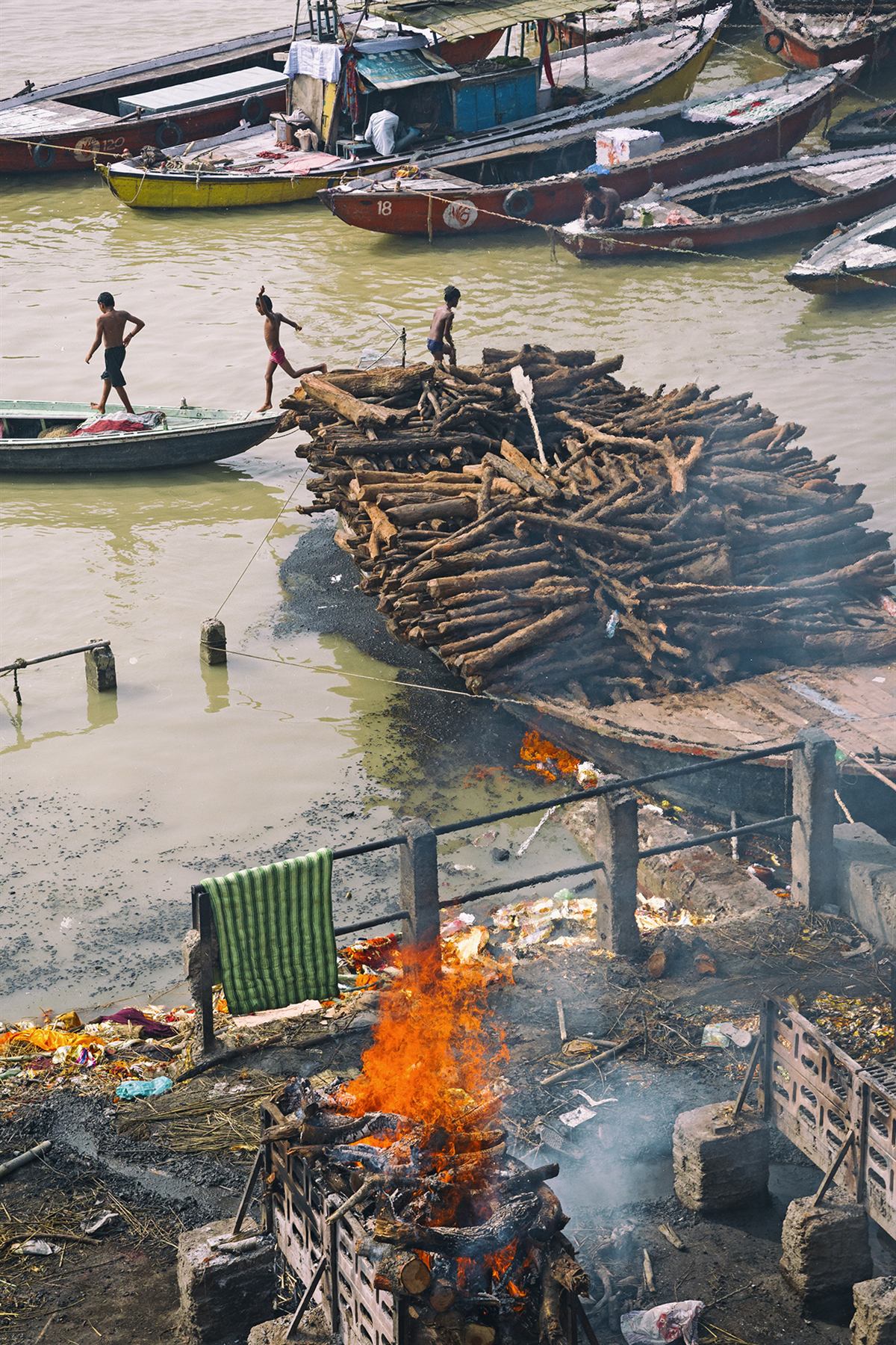 Manikarnika Ghat