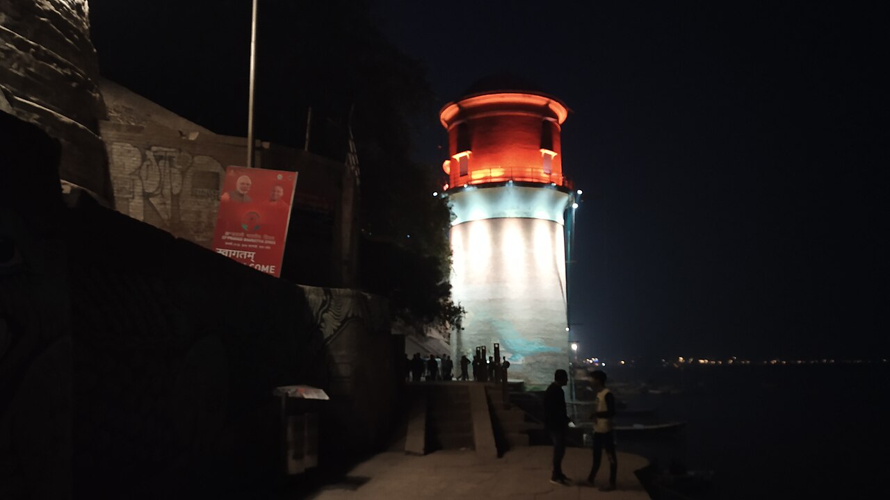 Bhadaini Ghat steps and the riverfront south of Assi Ghat