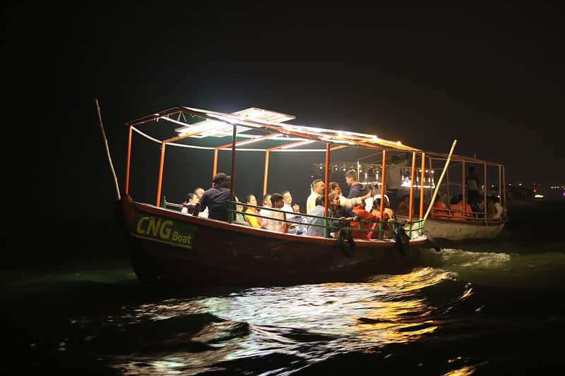 Wide view of the Ganga from the steps of Brahma Ghat