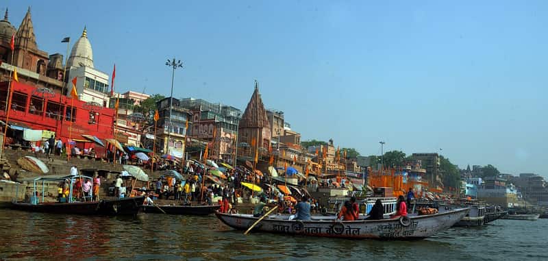 The shakti shrine beside the river at Dashashwamedh Ghat