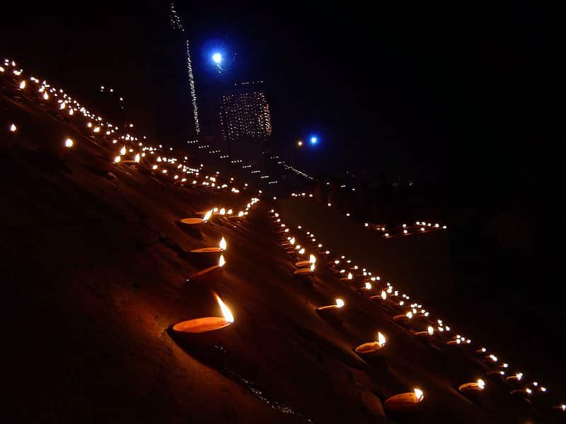 The Alamgir Mosque and its twin minarets towering above Panchganga Ghat