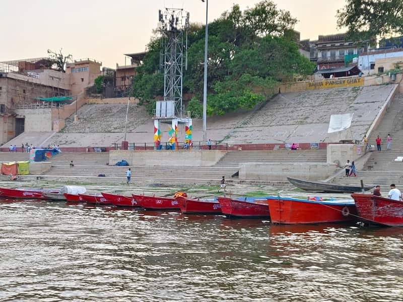 Worn stone steps of Pandey Ghat on the northern riverfront