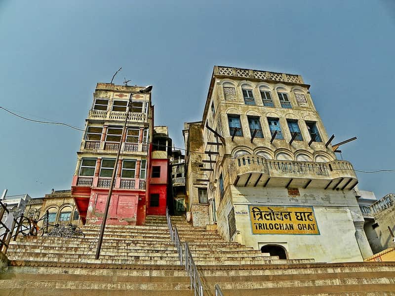 Old nameplate near the ghat steps