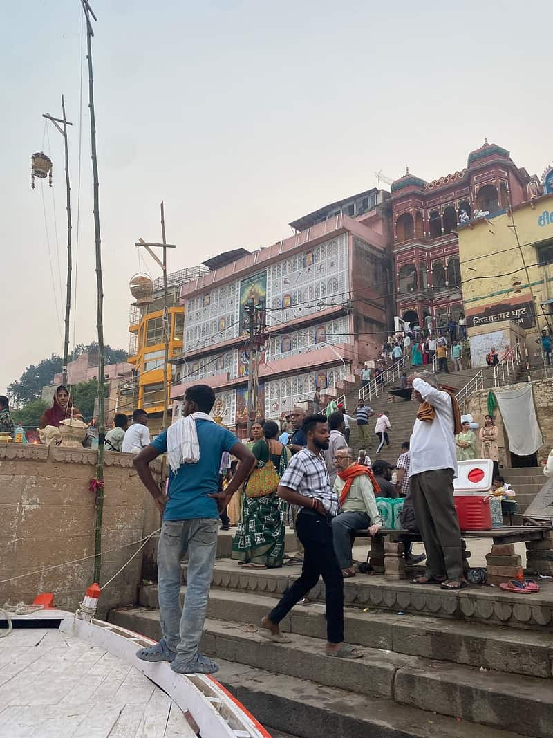 A narrow lane of the old mohalla behind the ghat